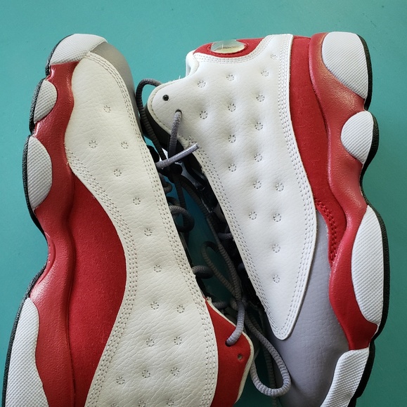 JORDAN 13'S GREY TOE - Picture 2 of 4
